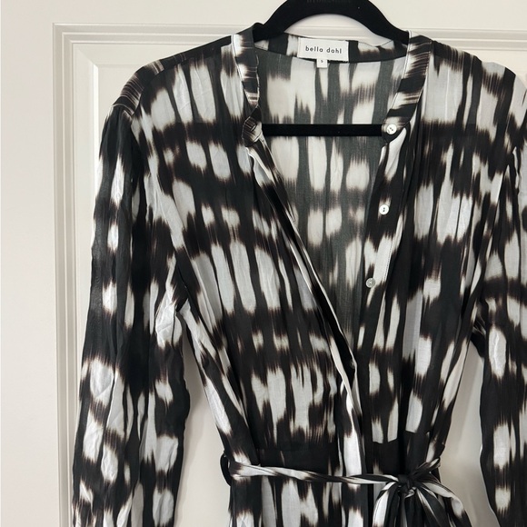Bella Dahl Black and White Long Sleeve Wrap Dress - Picture 2 of 3